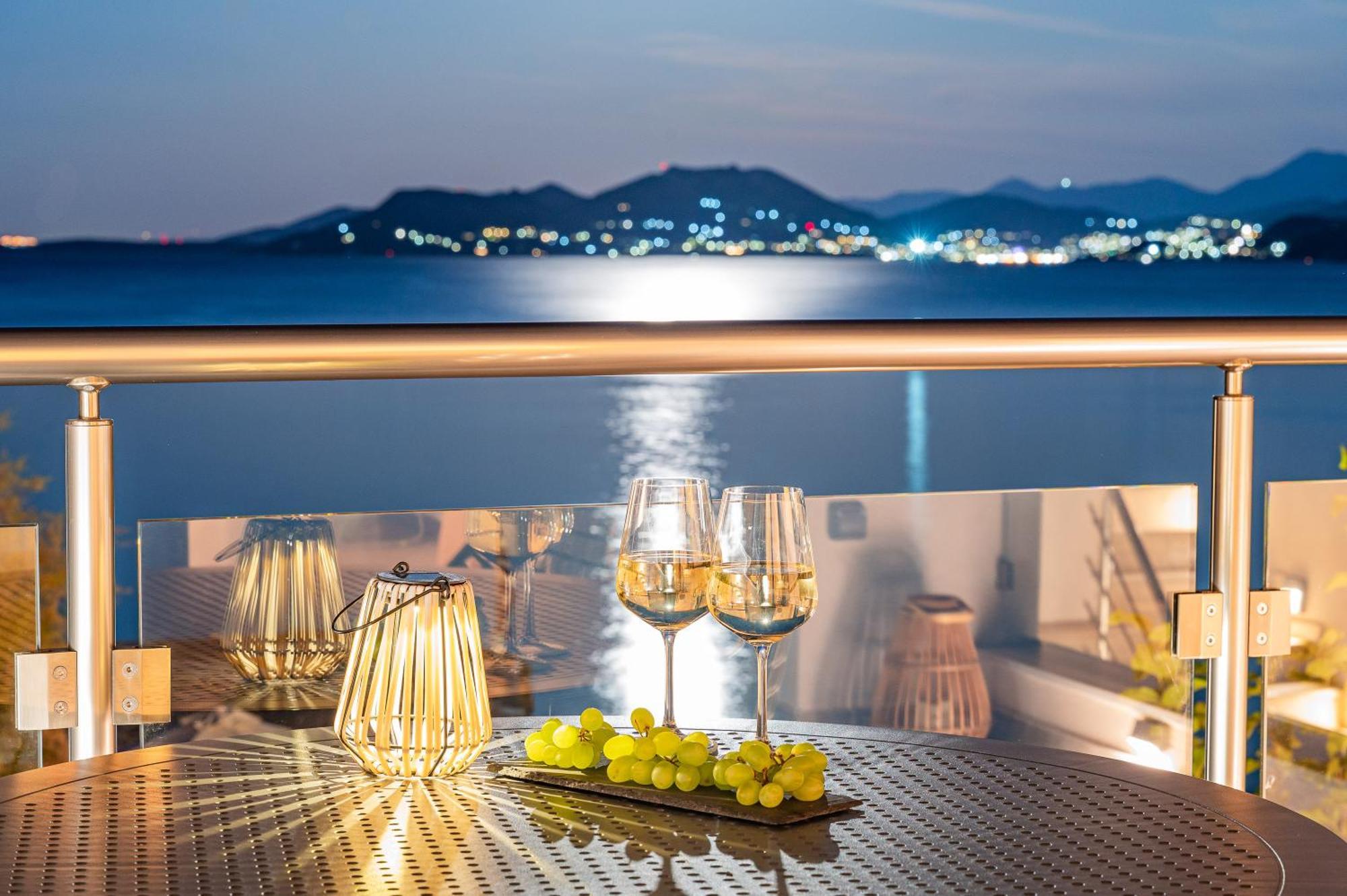 8Moons Boutique Apartments Κοκκάρι Εξωτερικό φωτογραφία